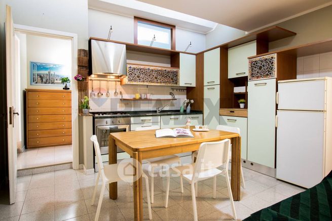 Casa bi/trifamiliare in residenziale in Via San Filippo 33