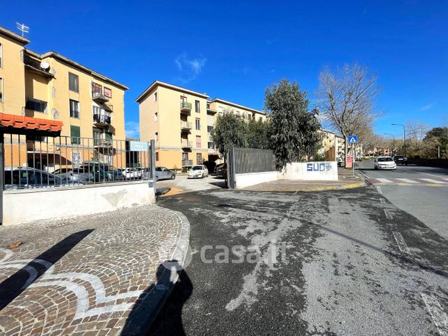 Appartamento in residenziale in Via Martiri di Via Fani 1