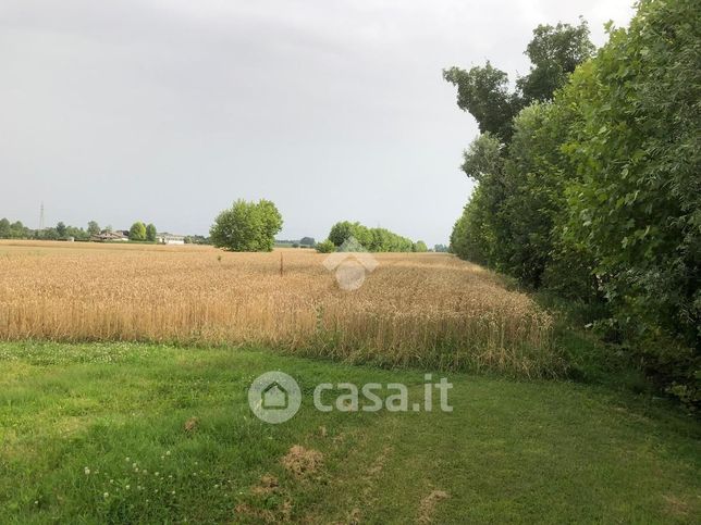 Terreno agricolo in commerciale in Via Volpino 48 /1