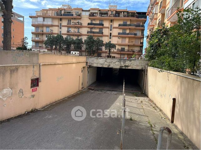 Box/posto auto in residenziale in Via Cappuccini 250
