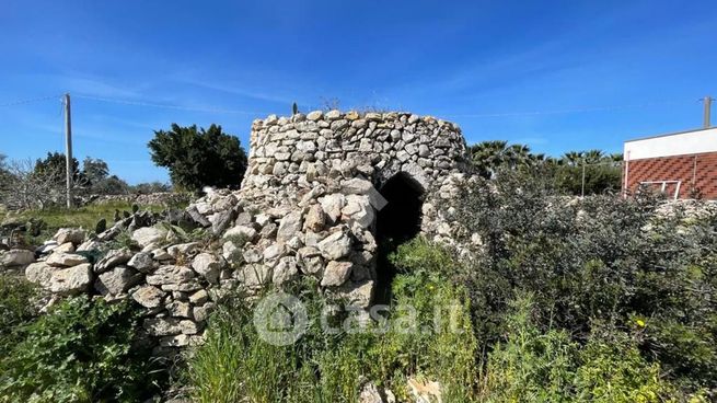 Terreno agricolo in commerciale in 