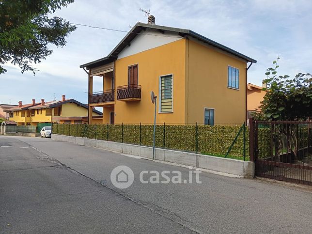 Appartamento in residenziale in Via Boccaccio 30