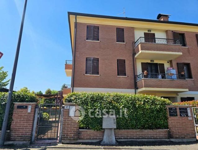 Appartamento in residenziale in Via Chiletti 27