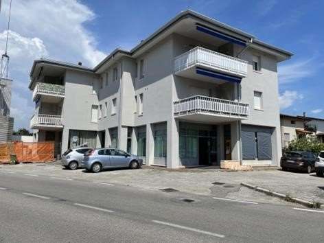 Appartamento in residenziale in Via Giovanni Pascoli 4