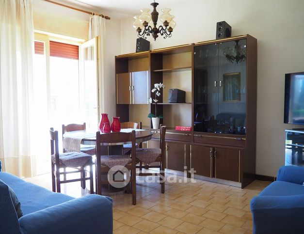 Appartamento in residenziale in Via Dante Alighieri 22