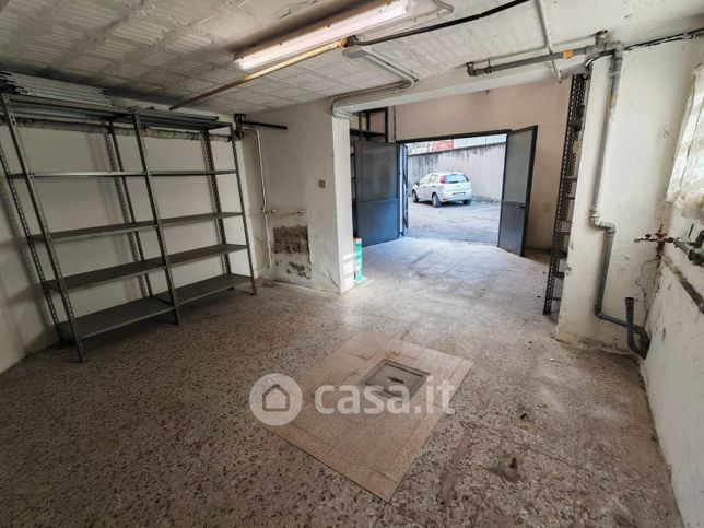 Garage/posto auto in residenziale in Via Genuzio Bentini 1