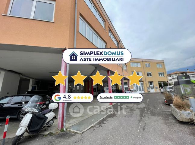 Appartamento in residenziale in Via Luis Zuegg