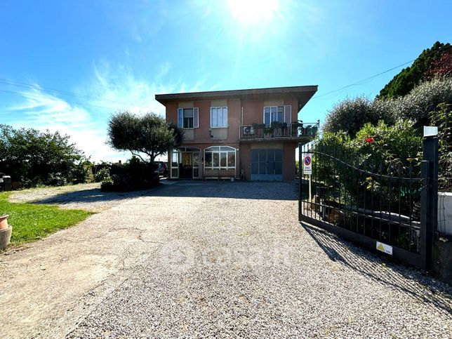 Casa indipendente in residenziale in Corso della Vittoria 2