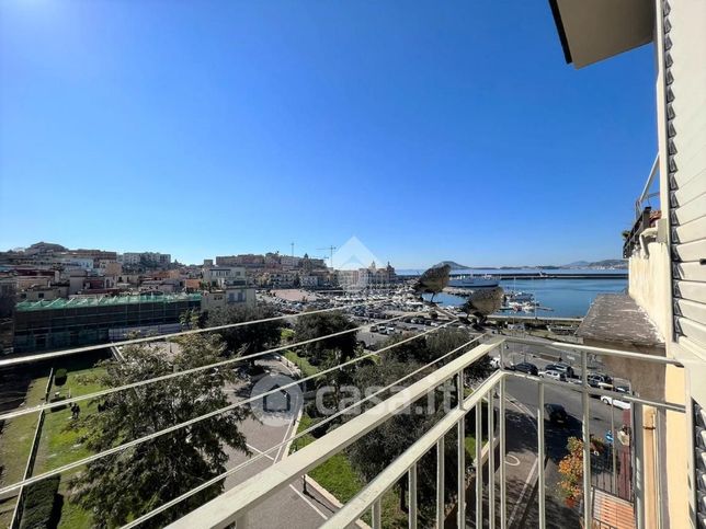 Appartamento in residenziale in Via Serapide