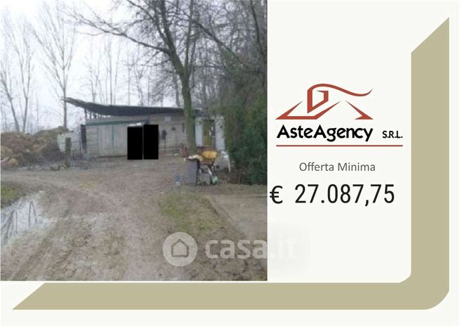 Terreno agricolo in commerciale in Via G. A Longhin