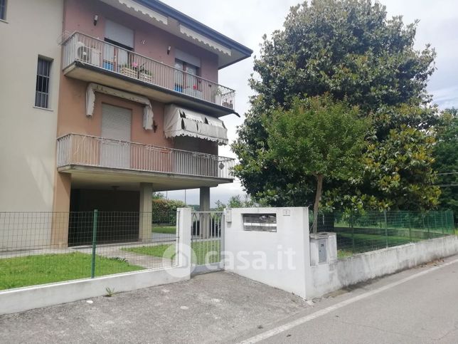 Appartamento in residenziale in Via Papa Luciani 5