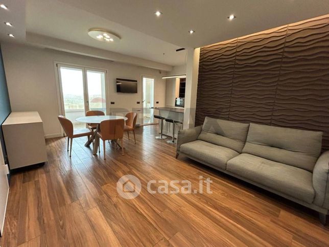Appartamento in residenziale in Via Montanaru 26