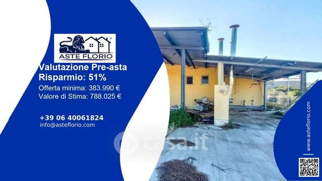 Capannone in commerciale in Via Piglio