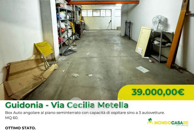 Garage/posto auto in residenziale in Via Cecilia Metella 28