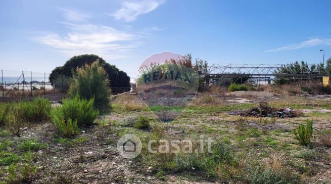 Terreno agricolo in commerciale in 