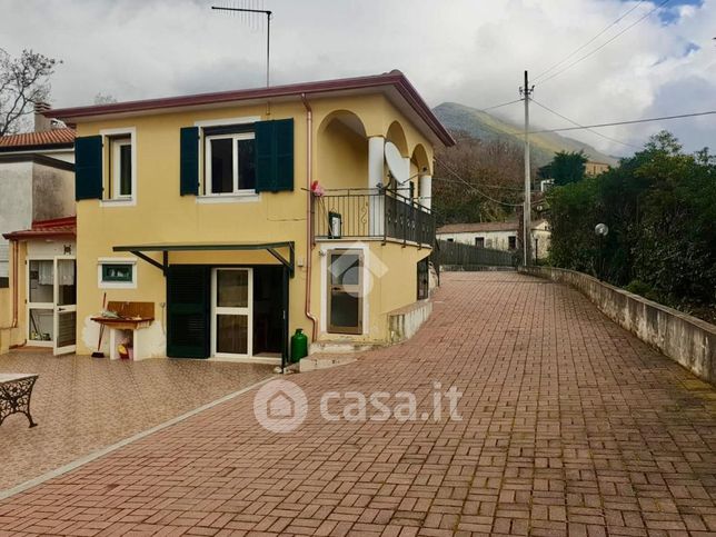 Casa indipendente in residenziale in Contrada Conte