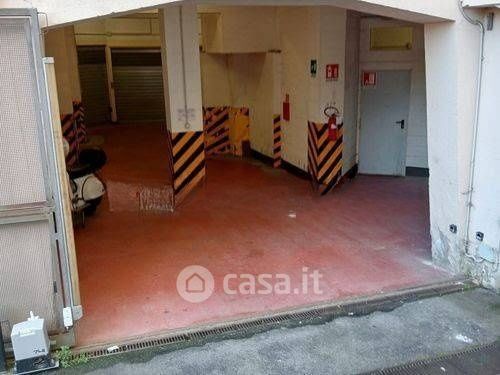 Box/posto auto in residenziale in Via Giacomo Biga