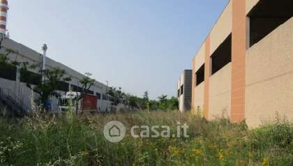 Capannone in commerciale in Strada Privata Archimede