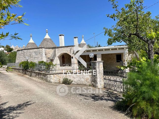 Baita/bungalow/chalet/trullo in residenziale in Via Martiri della Libertà