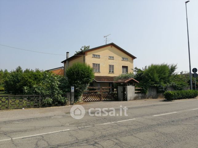 Villa in residenziale in Via Cremona