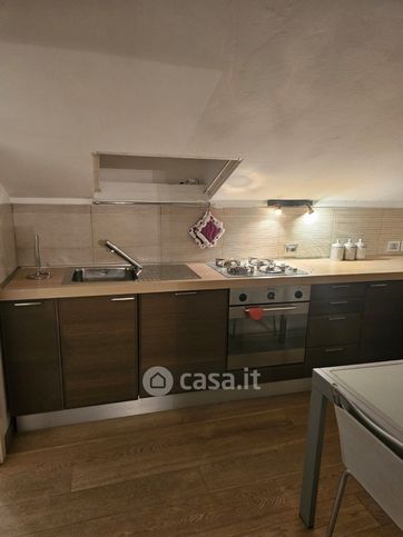 Appartamento in residenziale in Via Cesare Battisti 50