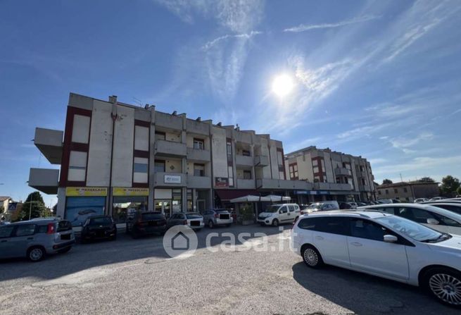 Appartamento in residenziale in Via Quadrato 98