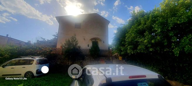 Casa indipendente in residenziale in Via Tommaso Campanella 33