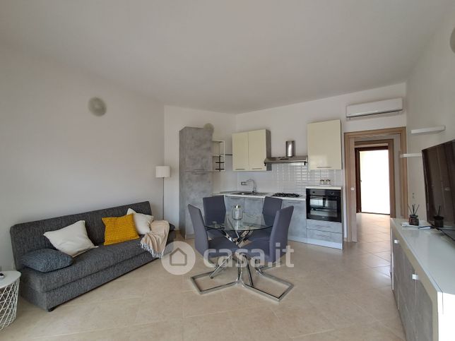Appartamento in residenziale in Via Loru