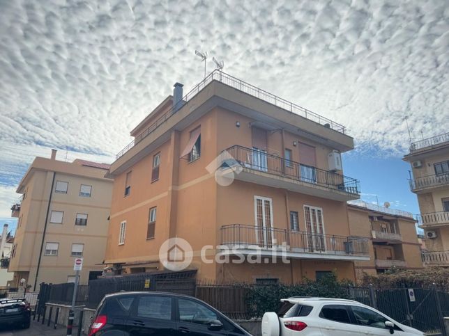 Appartamento in residenziale in Via Edmondo de Amicis 53
