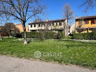 Villetta a schiera in residenziale in Via Giuseppe Dozza 30