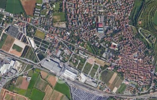 Terreno agricolo in commerciale in Via Barzoni