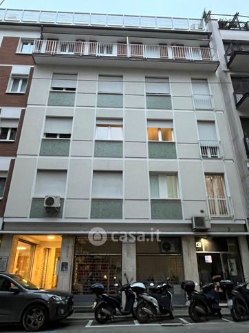 Ufficio in commerciale in Via Giovanni Battista Morgagni 7