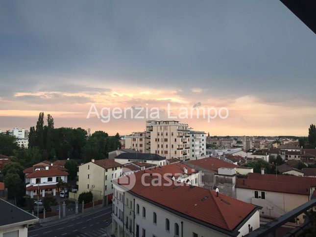 Appartamento in residenziale in Via Camucina