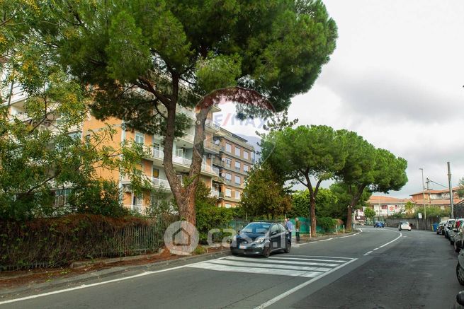 Appartamento in residenziale in Via Sebastiano Catania 285 h