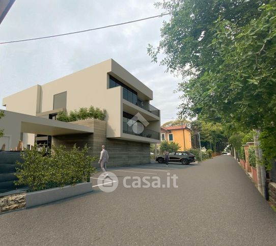 Appartamento in residenziale in Via dei Giuseppini 1