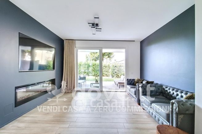Appartamento in residenziale in Via Candia 30