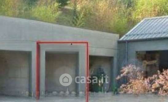 Box/posto auto in residenziale in Strada Gherzi