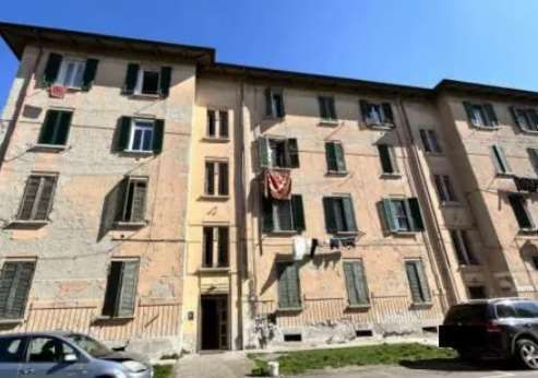 Appartamento in residenziale in Via Pavia 38