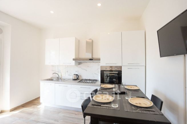 Casa bi/trifamiliare in residenziale in Via XX Settembre 51