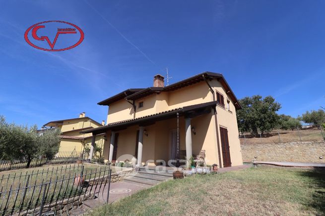 Villa in residenziale in Strada provinciale 1 Setteponti