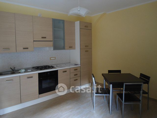 Appartamento in residenziale in Via Serra