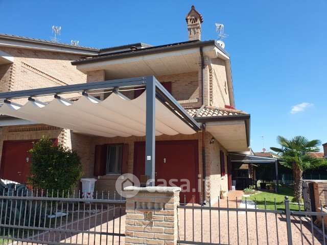 Villa in residenziale in Via Antonio Meucci 50
