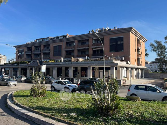 Box/posto auto in residenziale in Via Giacomo Matteotti 16