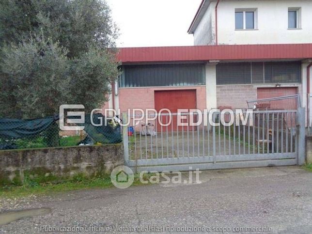 Box/posto auto in residenziale in Via Isaac Newton