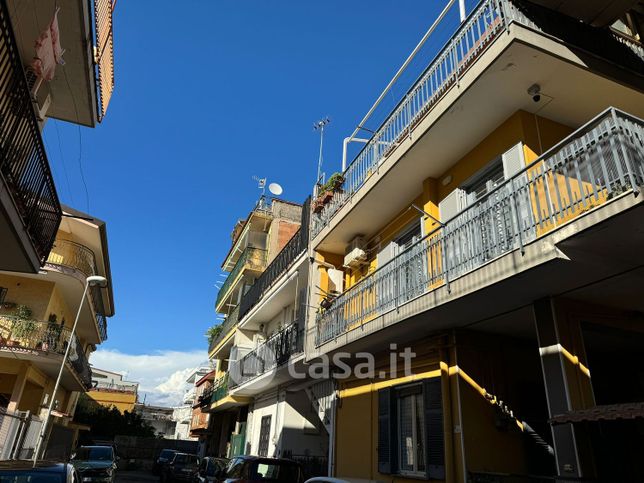 Appartamento in residenziale in Via Platone 42