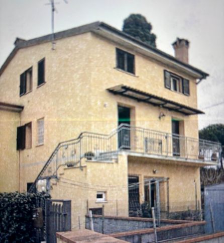 Appartamento in residenziale in EDMONDO DE AMICIS 78 /A