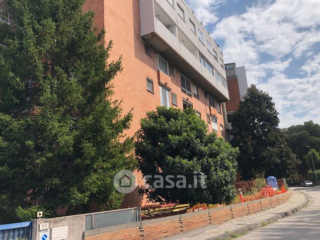 Appartamento in residenziale in Via Algeria 37