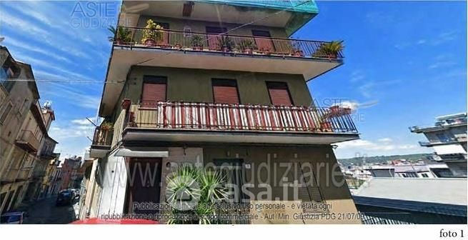 Box/posto auto in residenziale in Via Emilia 46
