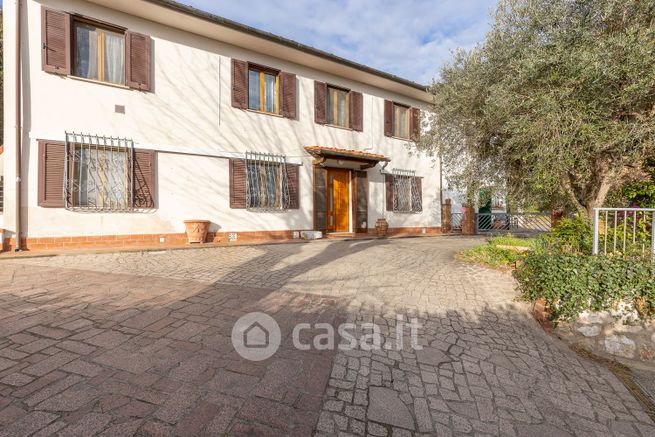 Villa in residenziale in Via Statale Abetone San Giuliano Terme 61