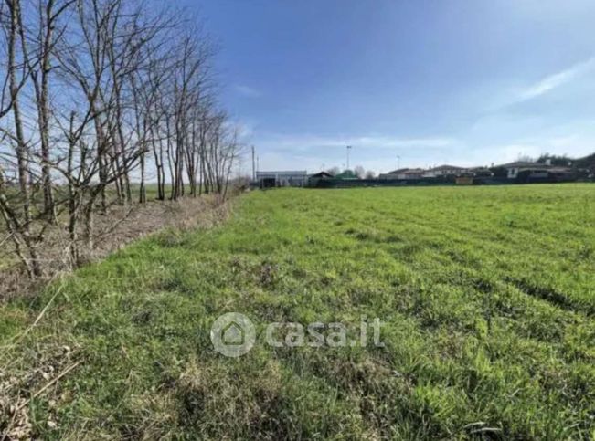 Terreno edificabile in residenziale in Via Buffa